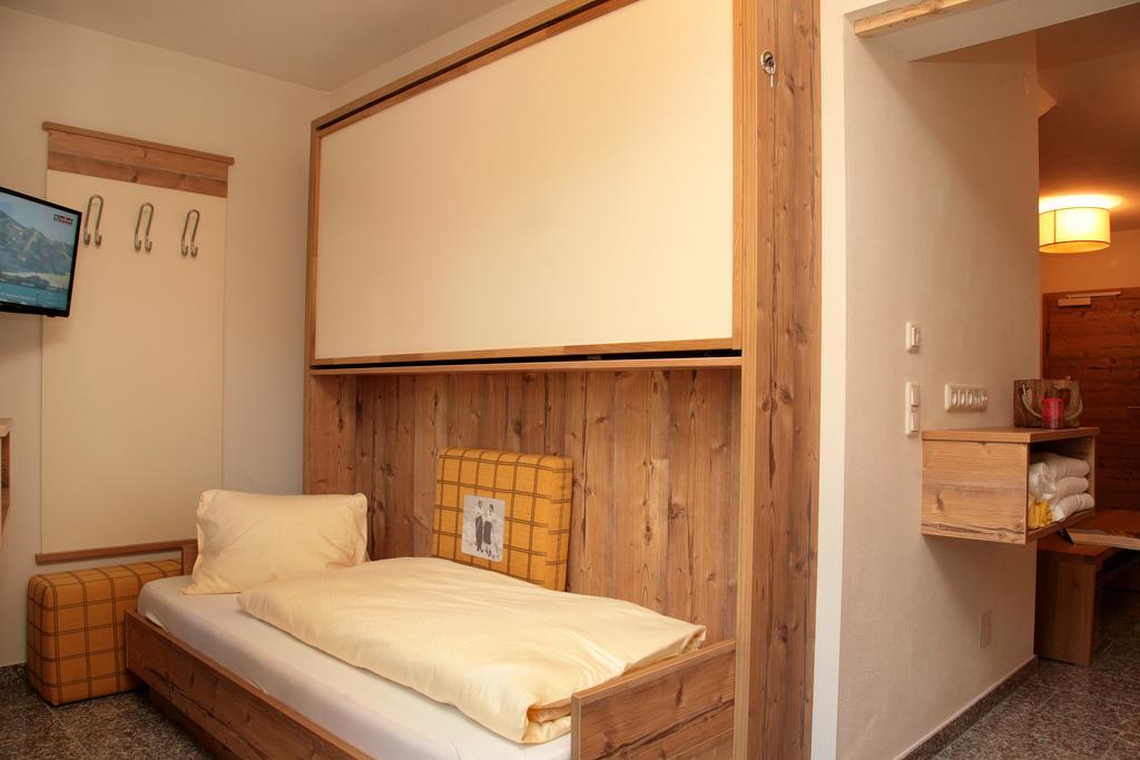 Intown Apartment Schmiede Saalbach-Hinterglemm Exteriör bild