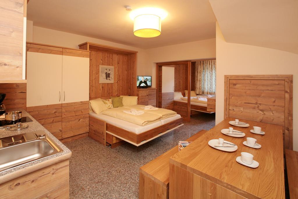 Intown Apartment Schmiede Saalbach-Hinterglemm Exteriör bild