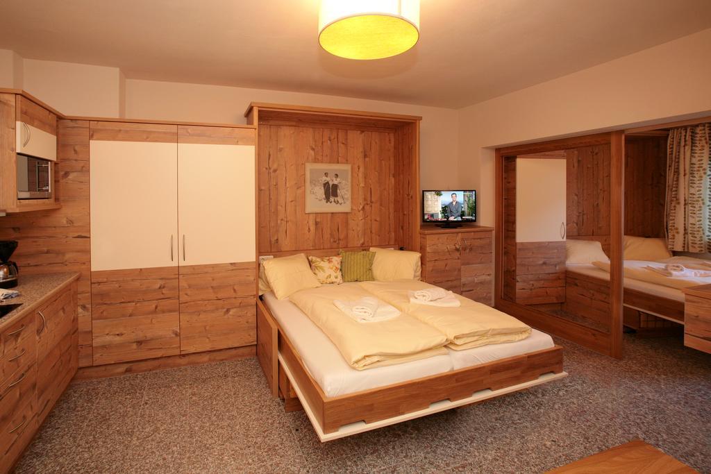 Intown Apartment Schmiede Saalbach-Hinterglemm Exteriör bild